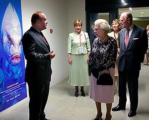 Alex Mustard and Queen Elizabeth.