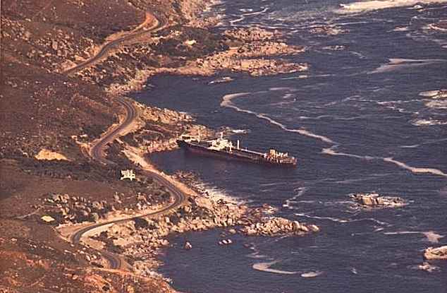 Another view from the top of Table Mountain taken in 1978 by Stan Cooke.