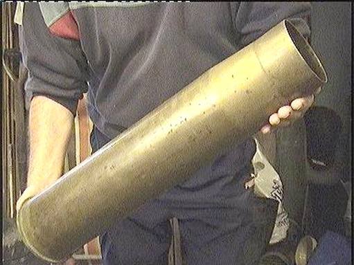 Above is a cleaned up version of a 105 mm cartridge case which still can be found on various wrecks or just lying on the sea bed.