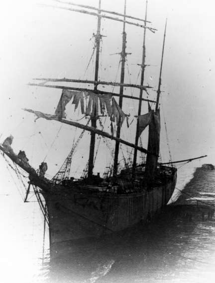 Yvonne aground at the breakwater. Yvonne aground at the breakwater.