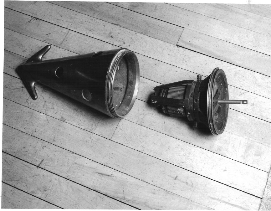 Various cross sections of the torpedo showing the workings.