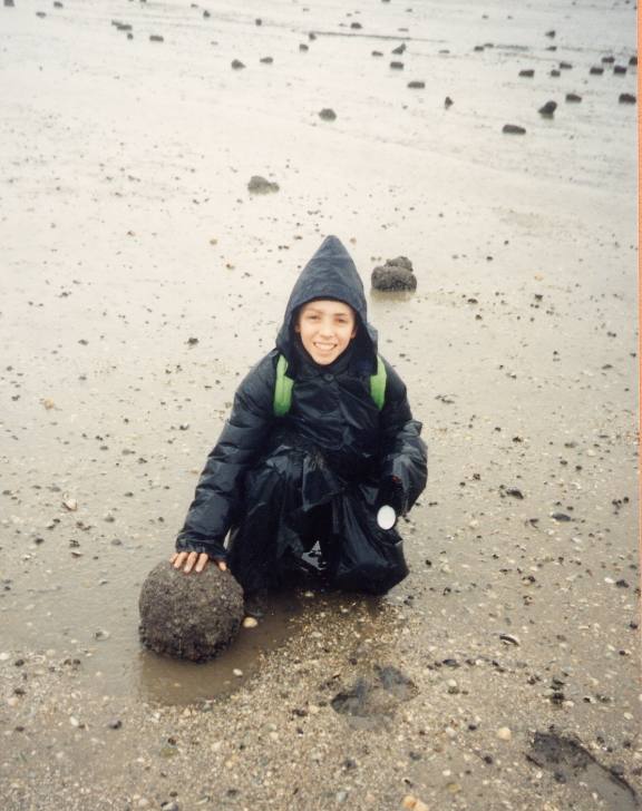 Roundshot found on seabed at low 