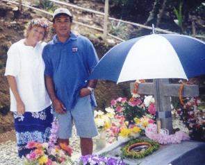 Photo of Kimio's grave courtesy of Dianne.M.Strong