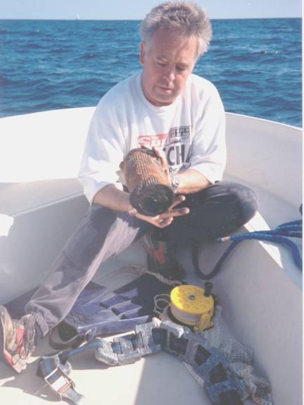 I am gratefull to Dave 'Bomber' Page, seen here examining a lead covered Armstrong shell, for all the research and photo's that he provided for this section. 'Thanks Dave'.