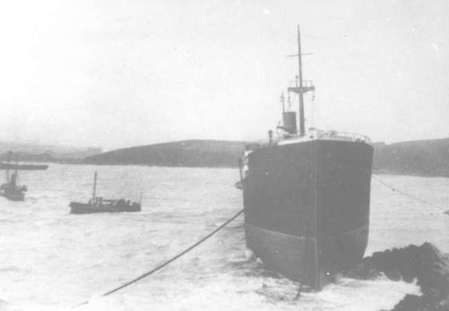 The Umberleigh aground at Bovisand. The Umberleigh aground at Bovisand.