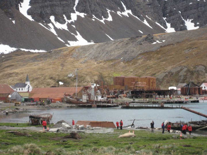 The abandoned whaleing station.