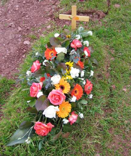 Flowers on Kens Grave.