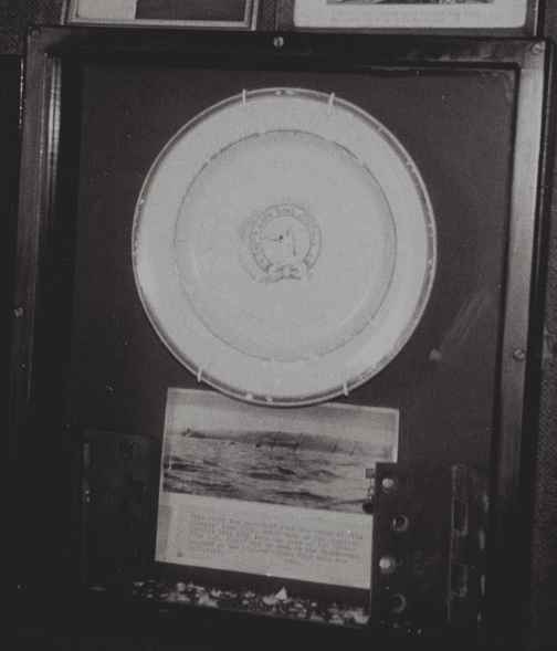 A plate from the Mohegan displayed at The Five Pilchards Inn.