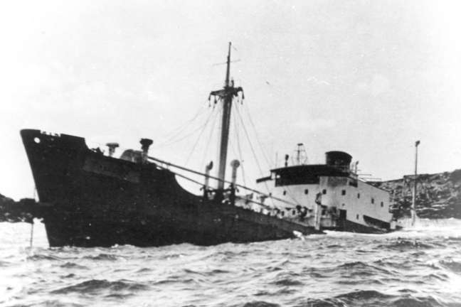 The wreck of the Poleire. The wreck of the Poleire.