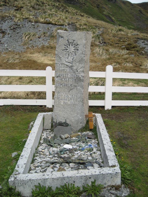 Shackletons Grave