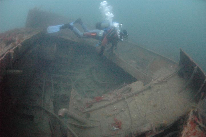 Swimming over the wreck.Photos P.Rowlands.